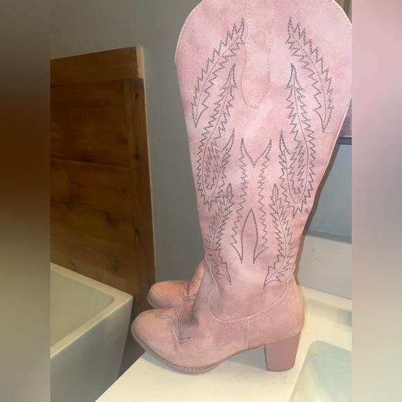 Shoes - Cowgirl boots Pink